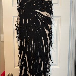 Fashion Nova Black and White Tie-Dye Pencil Skirt